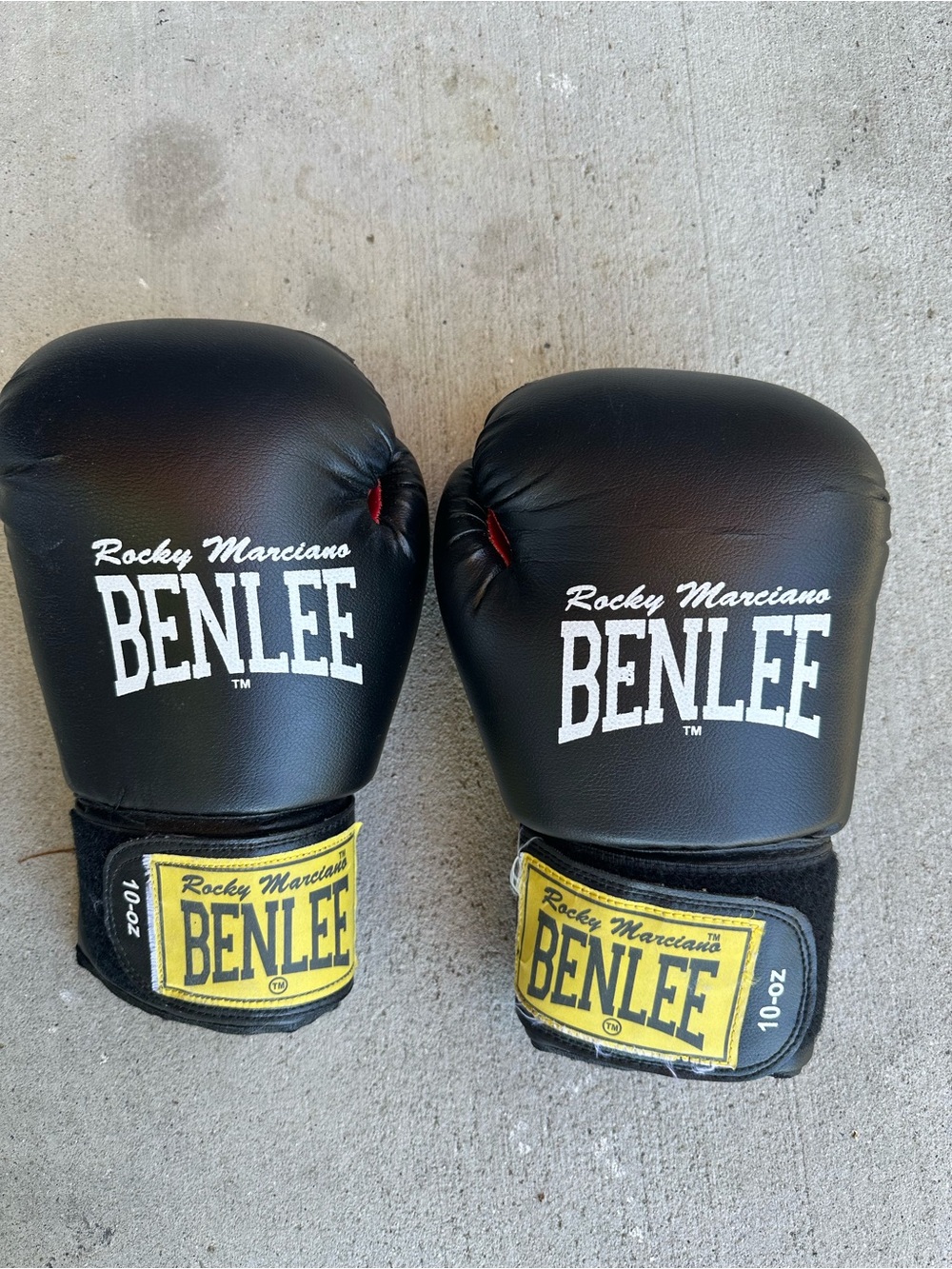 Rocky Marciano BENLEE Men's Black Boxing Gloves - 10 oz